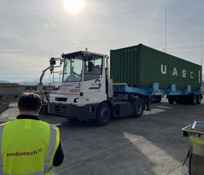 Autonom rangieren im Containerterminal: NX NextMotion (Foto: Arnold NextG)