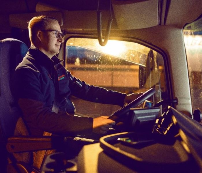 Die direkte Anbindung der Fahrzeuge an das TMS WinSped der LIS GmbH (Foto: Ebeling Logistik GmbH)